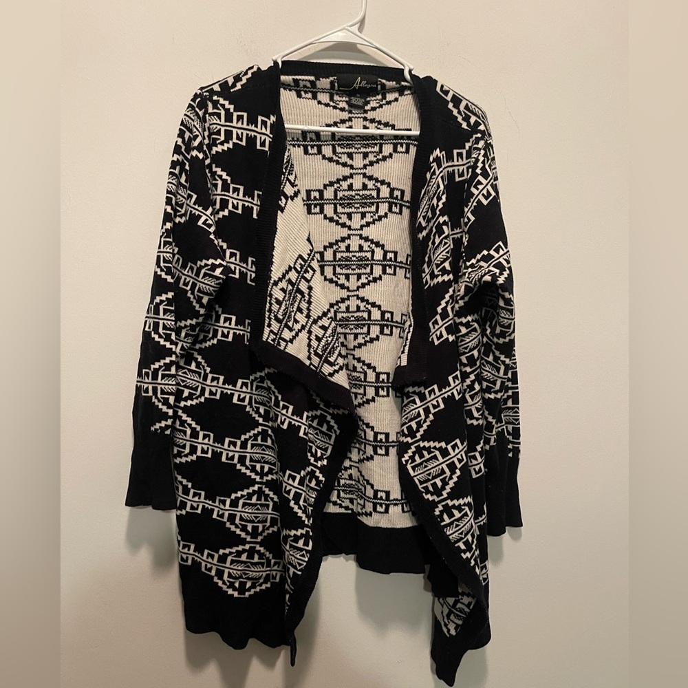 Allegra Sz 2x B&W Sweater